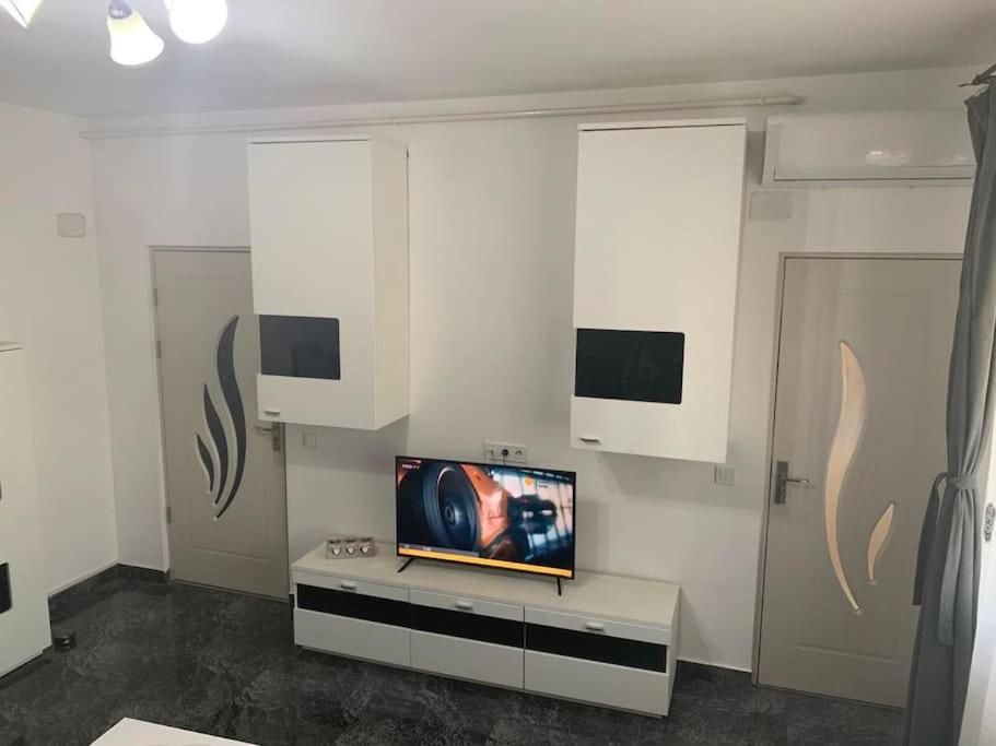 Cozy Flat Διαμέρισμα Πιτέστι Εξωτερικό φωτογραφία